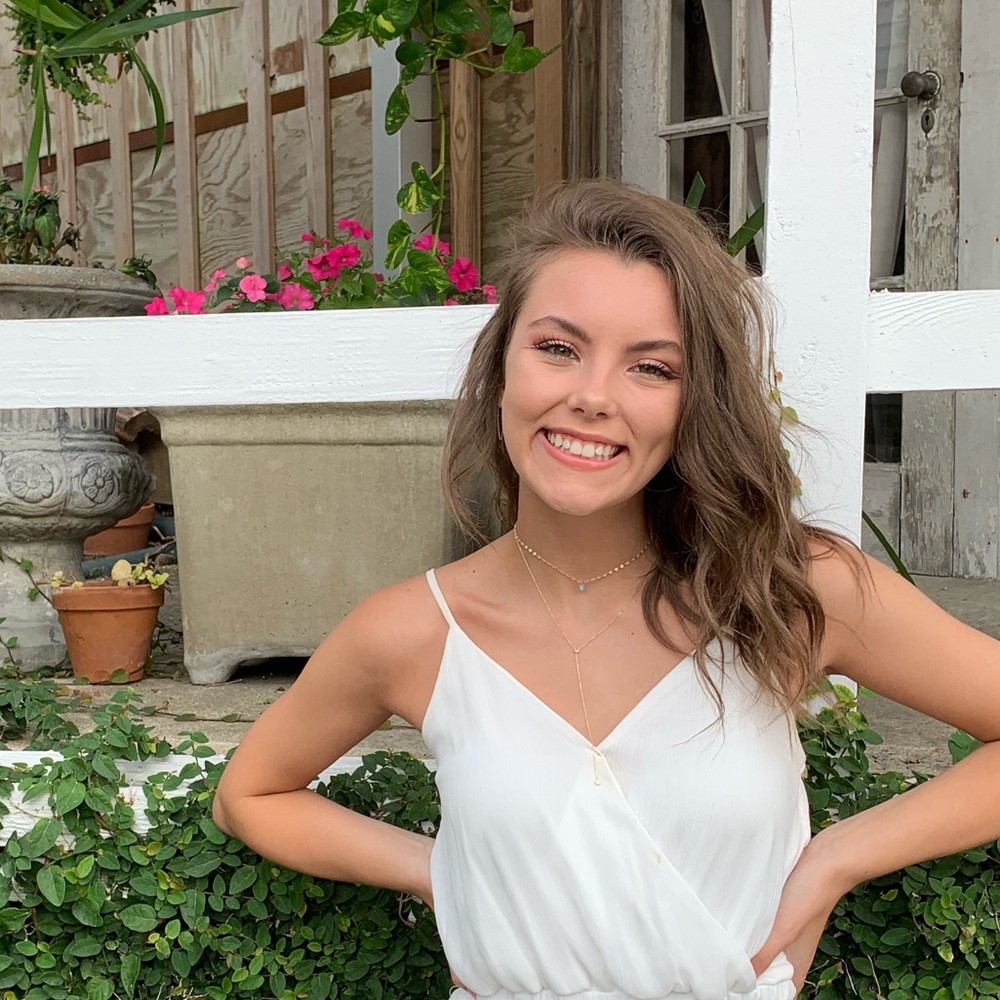 Meet your Posher, Devyn